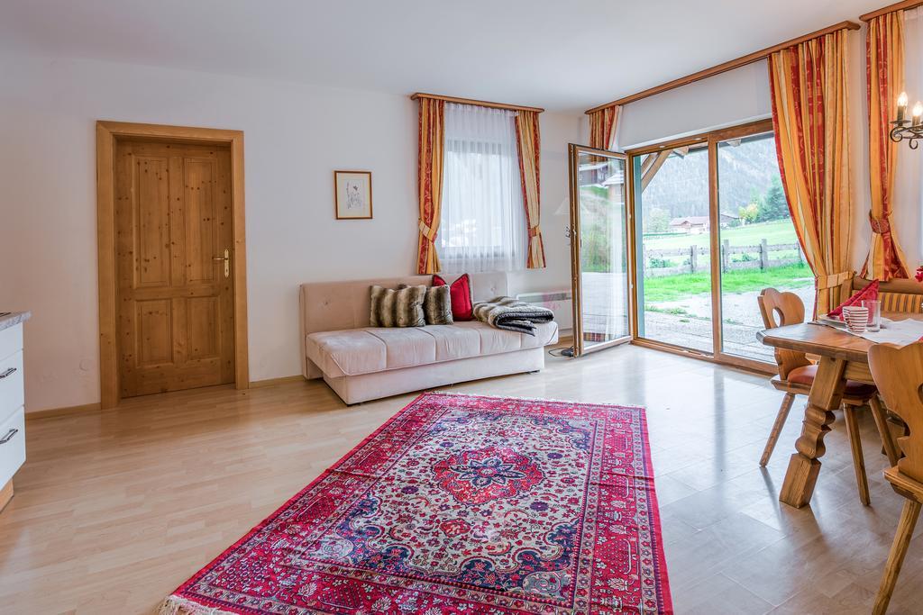 Feriendorf Oberhof Flachau Kamer foto